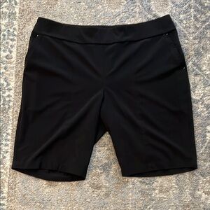 Chico's Zenergy Black Bermuda Shorts Classic Design